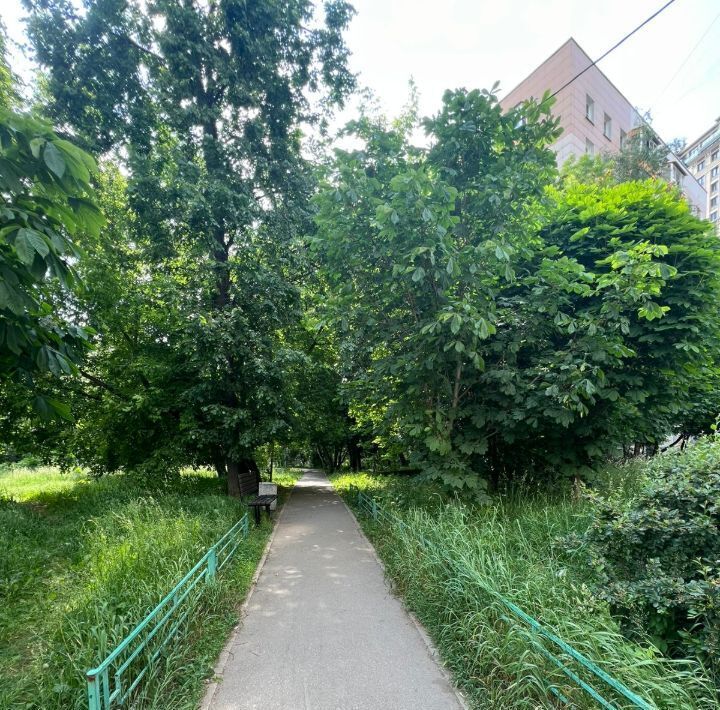 квартира г Москва метро Молодежная ш Рублёвское 101К 3 фото 12