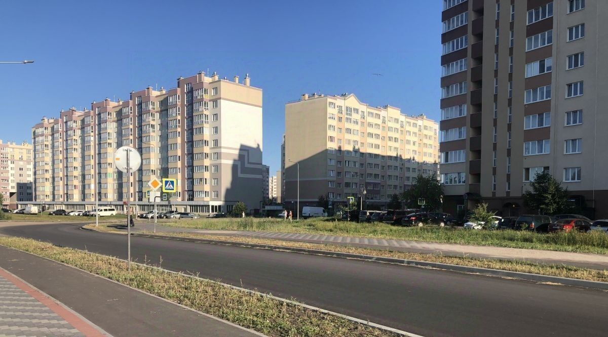 торговое помещение г Калининград р-н Ленинградский ул В.Денисова 12 фото 4