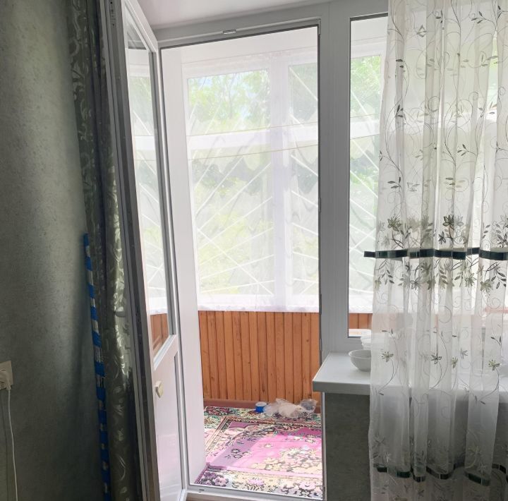 квартира г Саратов п Шарковка р-н Заводской 3 фото 17