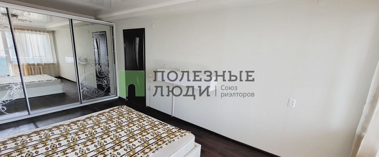 квартира г Саратов р-н Волжский ул Волжская 2/10 фото 13