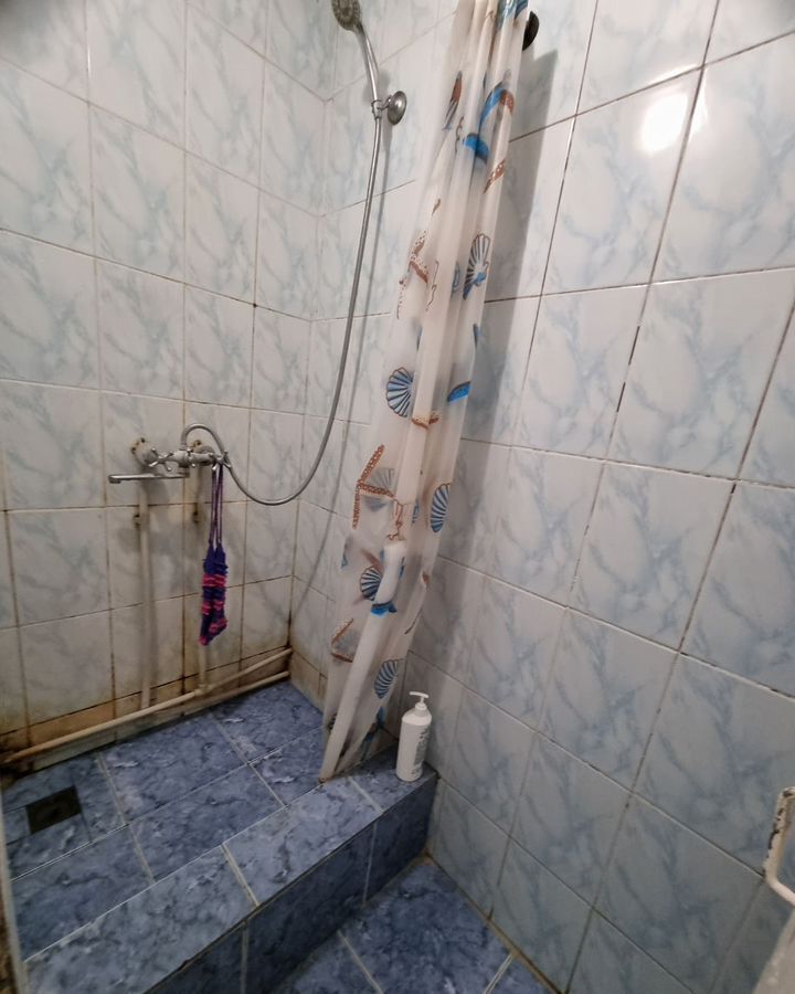 комната г Саратов р-н Кировский ул Аткарская 41а фото 10