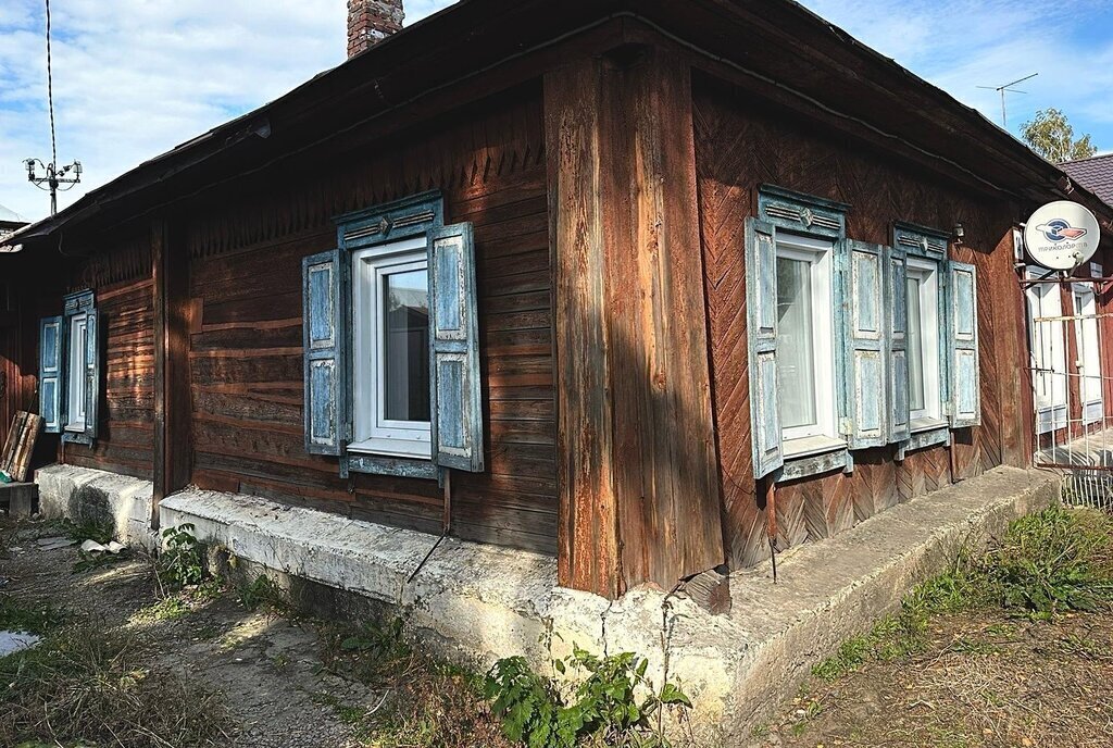 дом г Барнаул р-н Железнодорожный пр-кт Коммунаров 14 фото 2