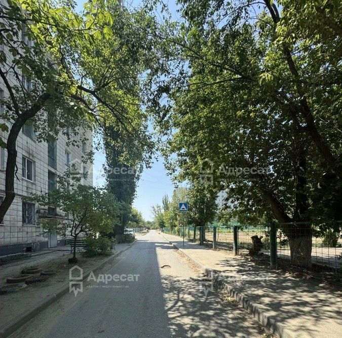 квартира г Волгоград р-н Кировский ул 64-й Армии 61 фото 26