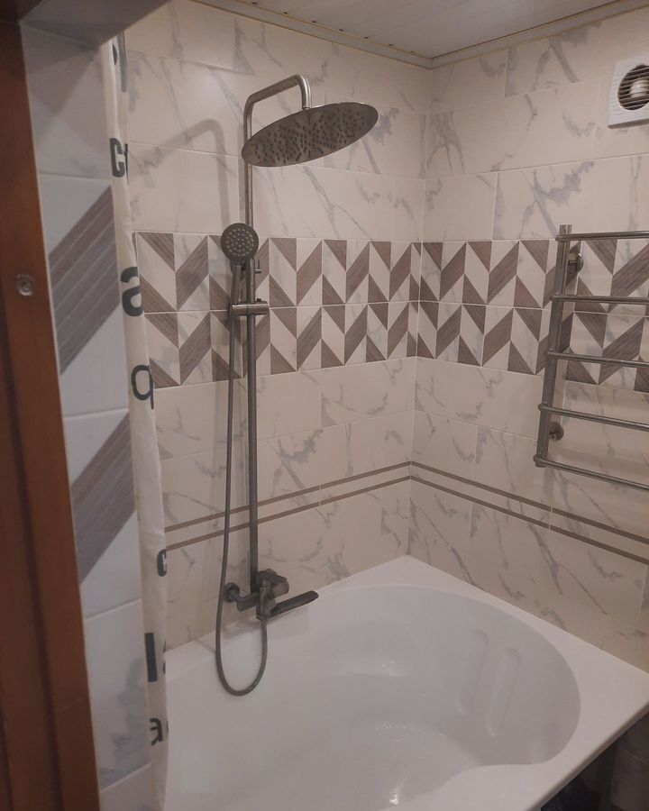 квартира г Саратов р-н Кировский ул им Зарубина В.С. 53/57 фото 5