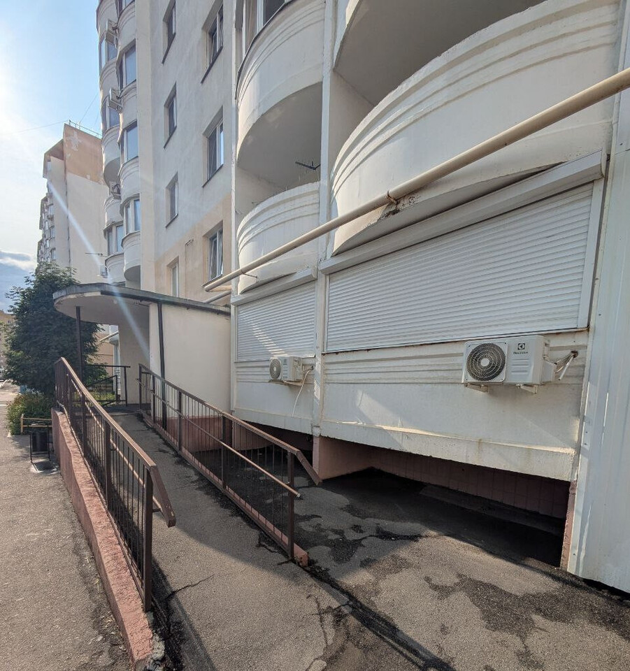 квартира г Саратов ул им Гришаева В.И. 10 7-й м-н фото 20