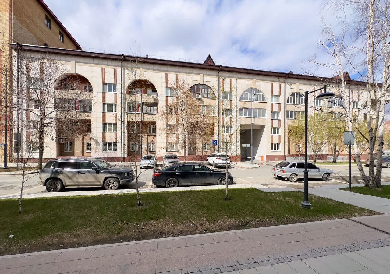квартира г Тюмень р-н Центральный ул Республики 10 фото 24