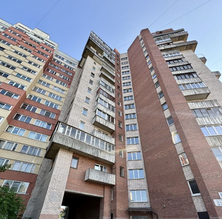 квартира г Санкт-Петербург метро Автово пр-кт Маршала Жукова 30к/2г округ Красненькая речка фото 1