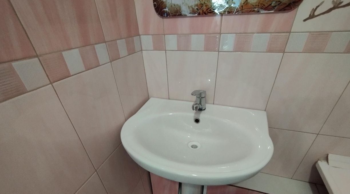 квартира г Омск р-н Кировский Рябиновка фото 3