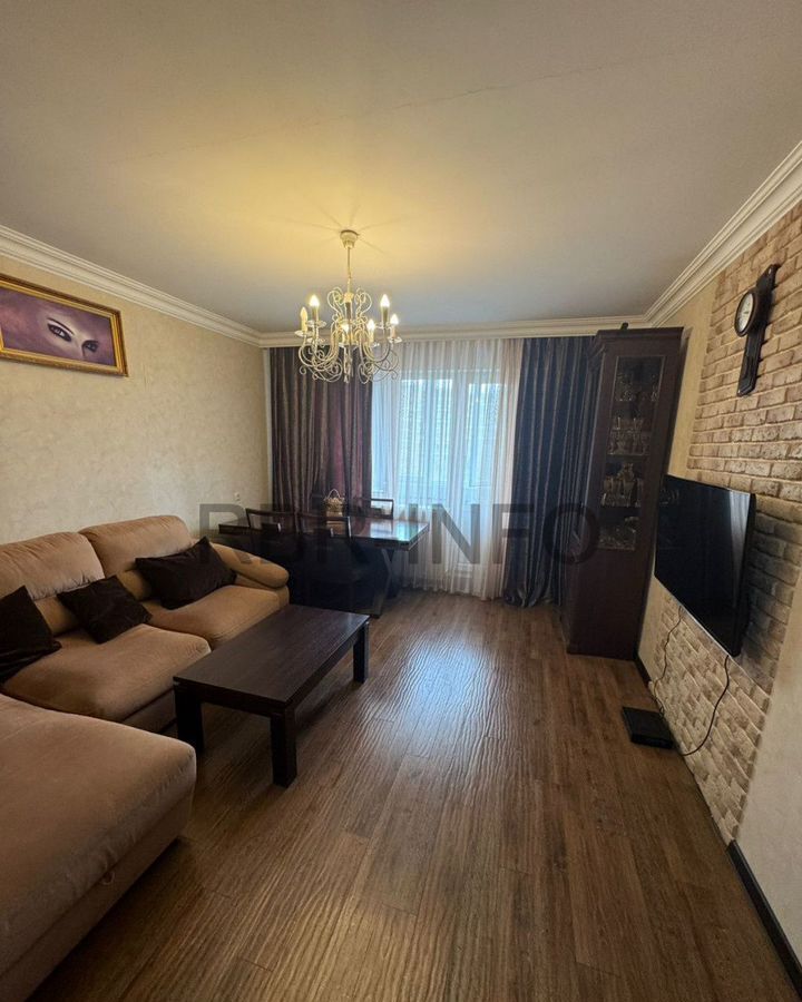 квартира г Ставрополь р-н Промышленный Юго-Западный ул Пирогова 68/4 фото 2