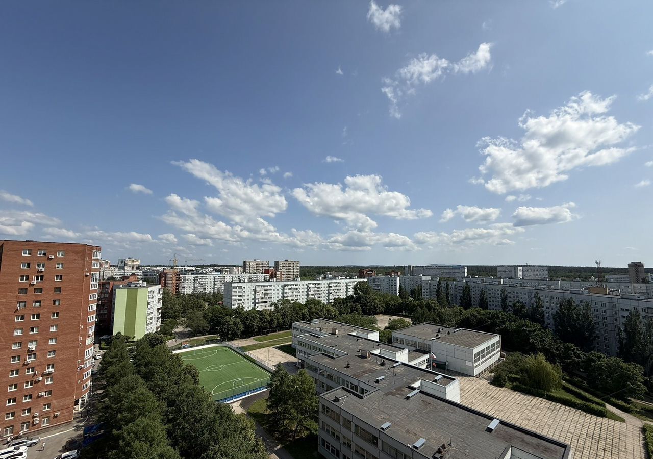 квартира г Тольятти р-н Автозаводский ул Автостроителей 84а фото 5