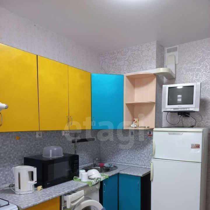 квартира г Набережные Челны 18-й комплекс ЗЯБ 22а / улица Хади Такташа, 7 фото 2