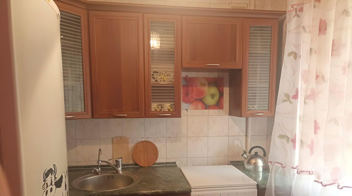 квартира г Волгоград р-н Краснооктябрьский ул им. маршала Еременко 15 фото 1