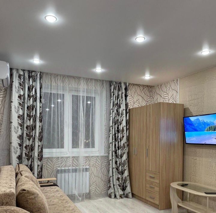 квартира г Волгоград р-н Советский ул. Химина, 8Б фото 1
