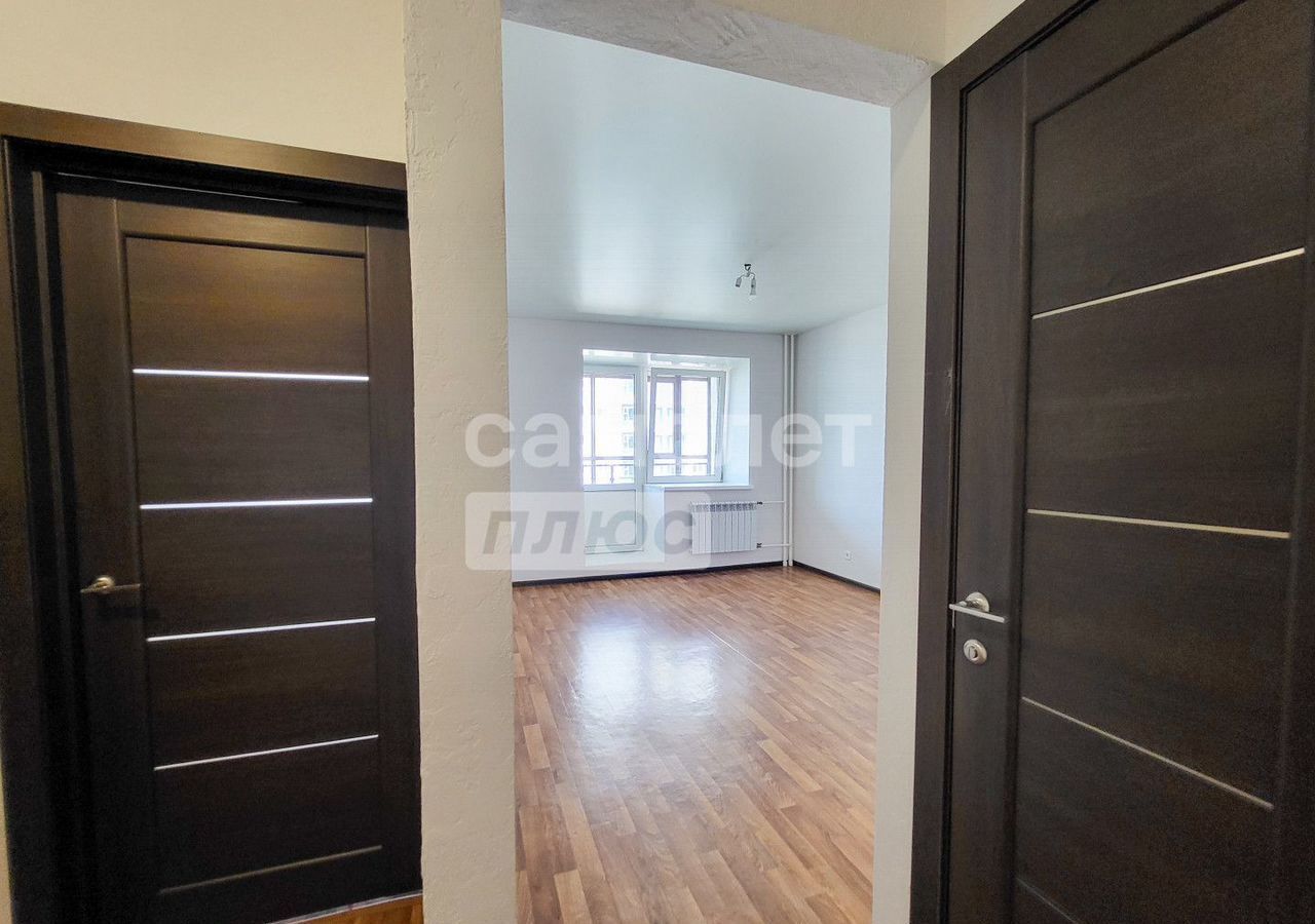 квартира г Красноярск р-н Свердловский ул Карамзина 22 фото 1
