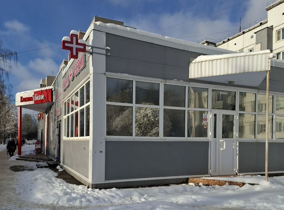 торговое помещение р-н Киришский г Кириши пр-кт Героев 19а фото 3