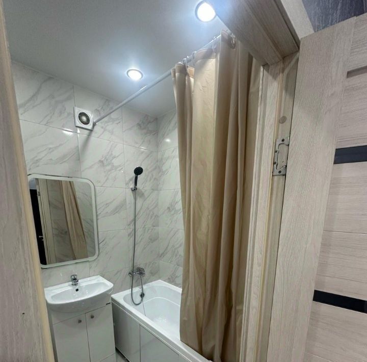 квартира г Волгоград р-н Советский ул. Химина, 8Б фото 9