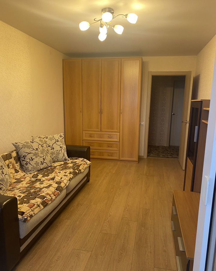 квартира г Великий Новгород Псковский ул Октябрьская 2к/3 фото 3