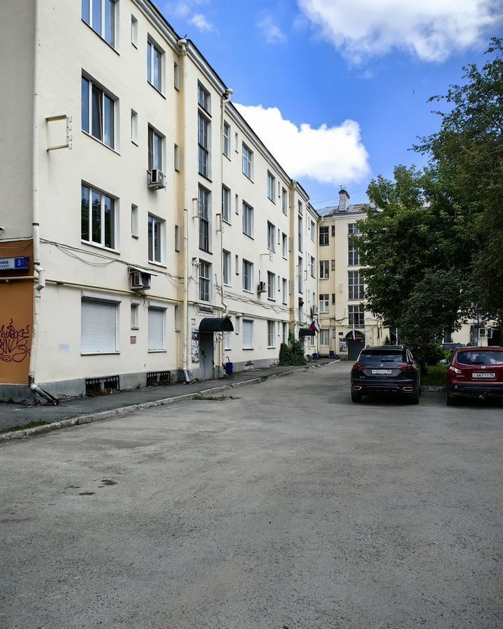 квартира г Екатеринбург Площадь 1905 года, пр-т Ленина, 5 фото 1