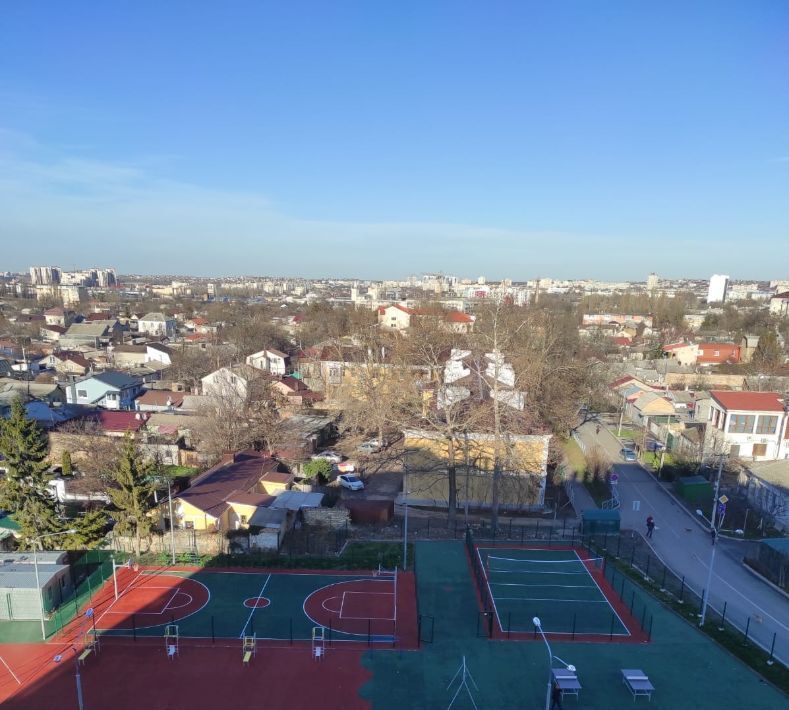 квартира г Симферополь р-н Железнодорожный ул Индустриальная 28к/2 фото 9