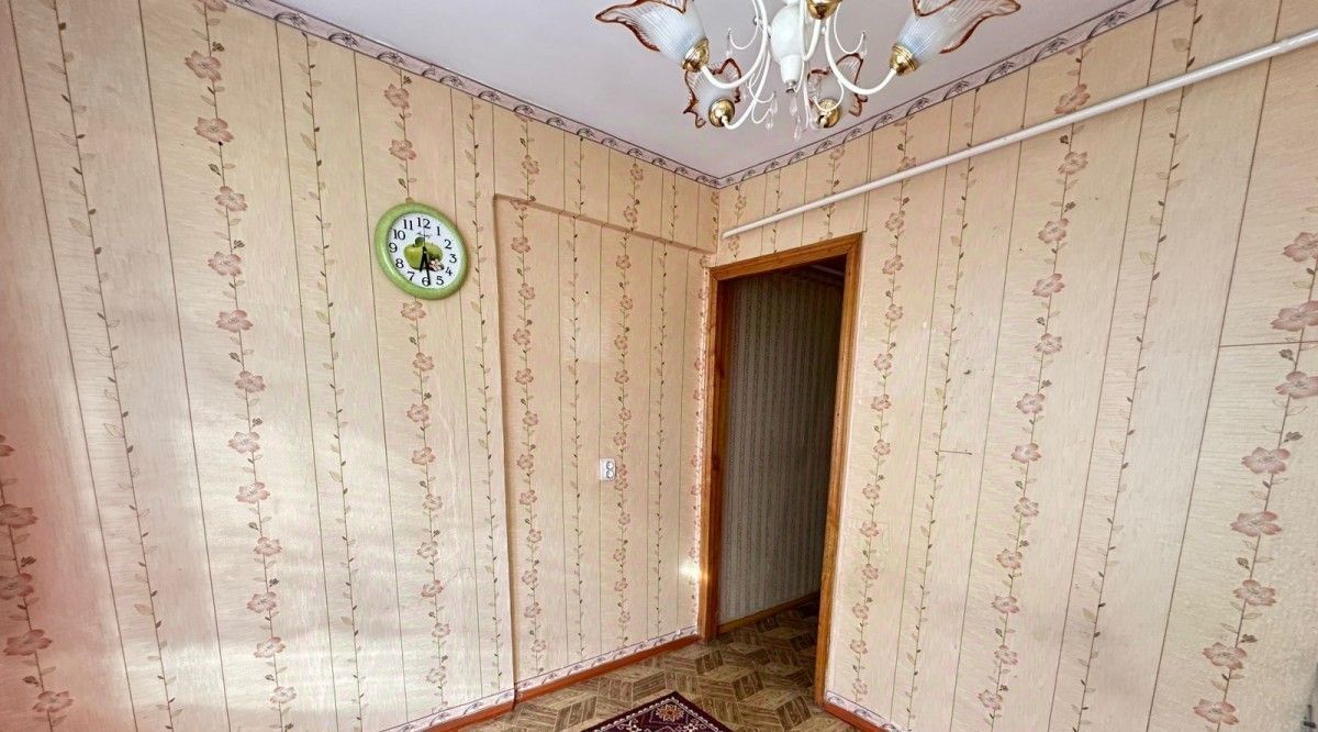 квартира г Омск р-н Кировский ул 70 лет Октября 6/1 фото 7