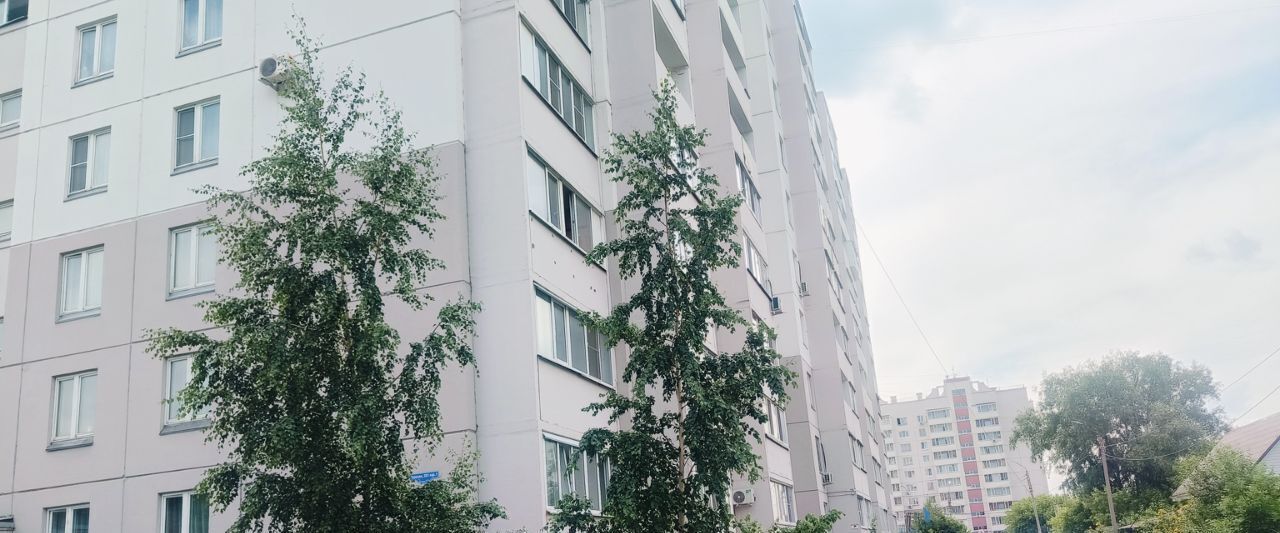 квартира г Омск р-н Центральный ул Тарская 261к/1 фото 11