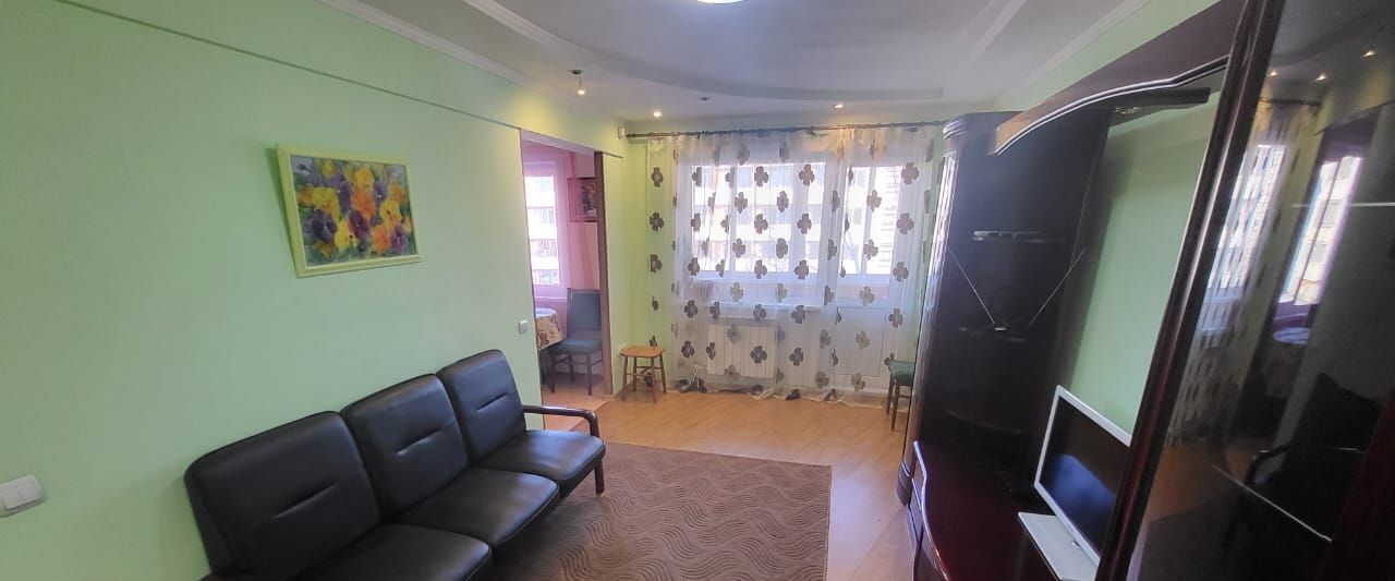 квартира г Иркутск мкр Юбилейный р-н Свердловский 3 фото 2