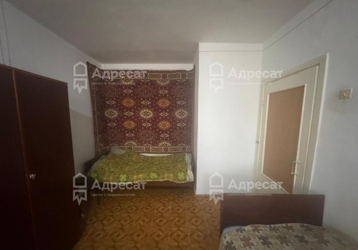квартира г Волгоград р-н Кировский ул 64-й Армии 127а фото 2