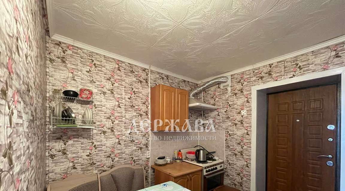 комната г Старый Оскол микрорайон Горняк 18 фото 2
