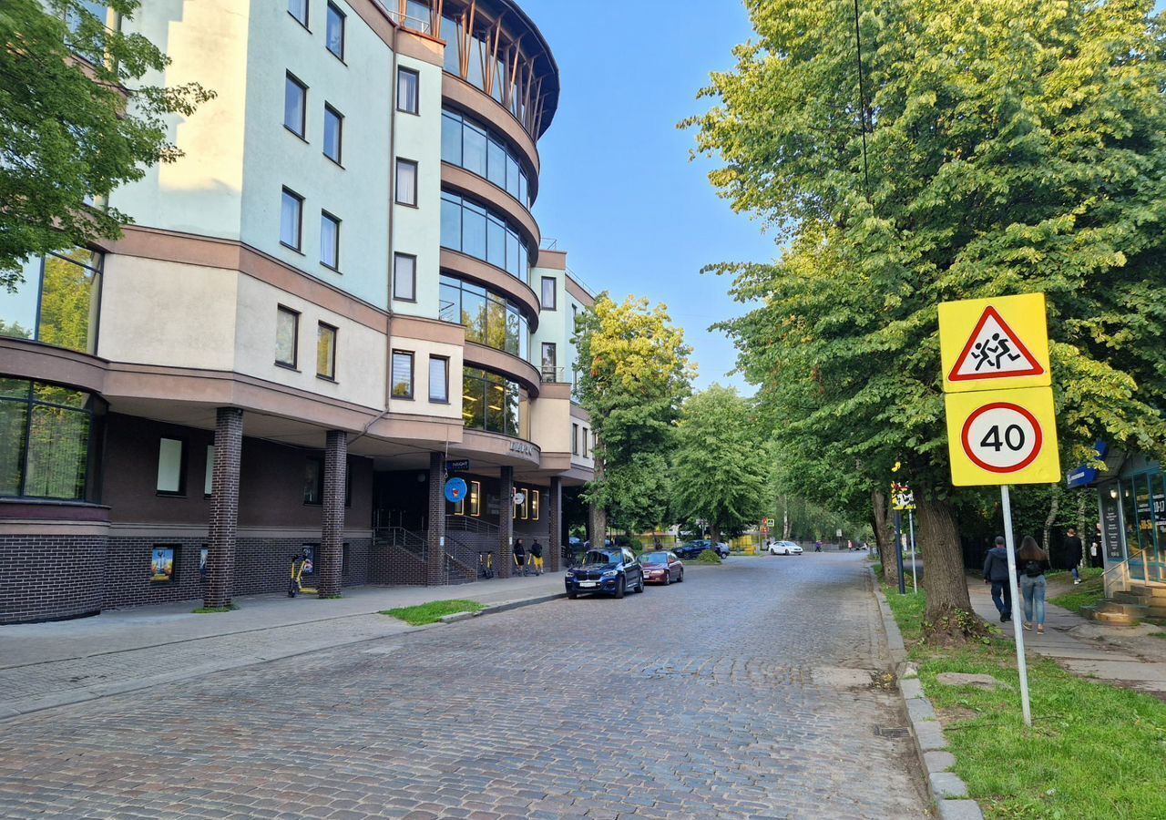 офис г Калининград р-н Московский ул Краснооктябрьская 17 фото 2