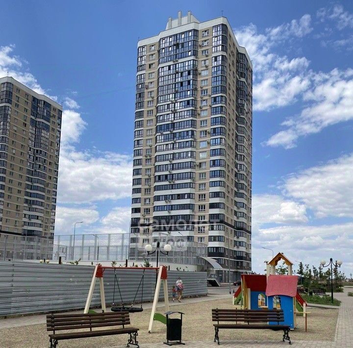 квартира г Краснодар р-н Прикубанский б-р им. Адмирала Пустошкина 11 фото 14