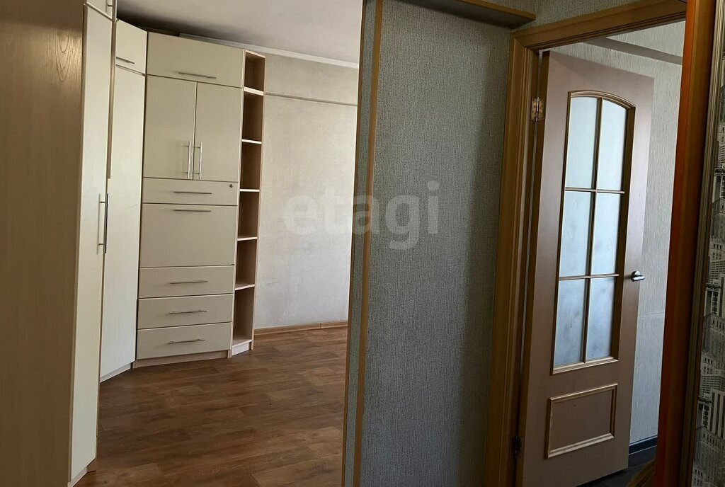 квартира г Горно-Алтайск улица Григория Чорос-Гуркина, 74 фото 3