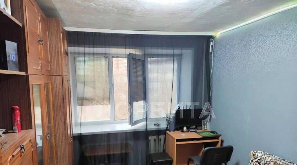 комната г Тюмень р-н Калининский ул Декабристов 152 фото 4