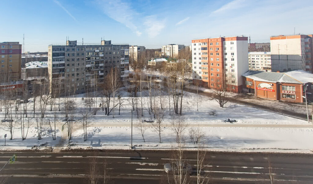 квартира г Тобольск 6, 10-й микрорайон фото 10
