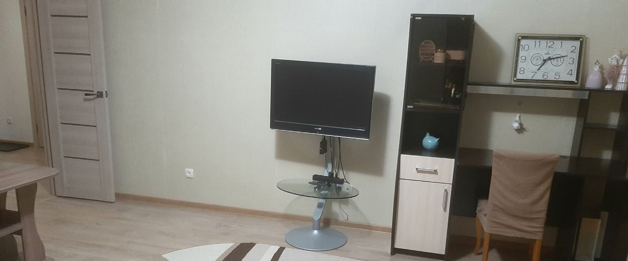 квартира г Сургут ул Мелик-Карамова 4 23А фото 3