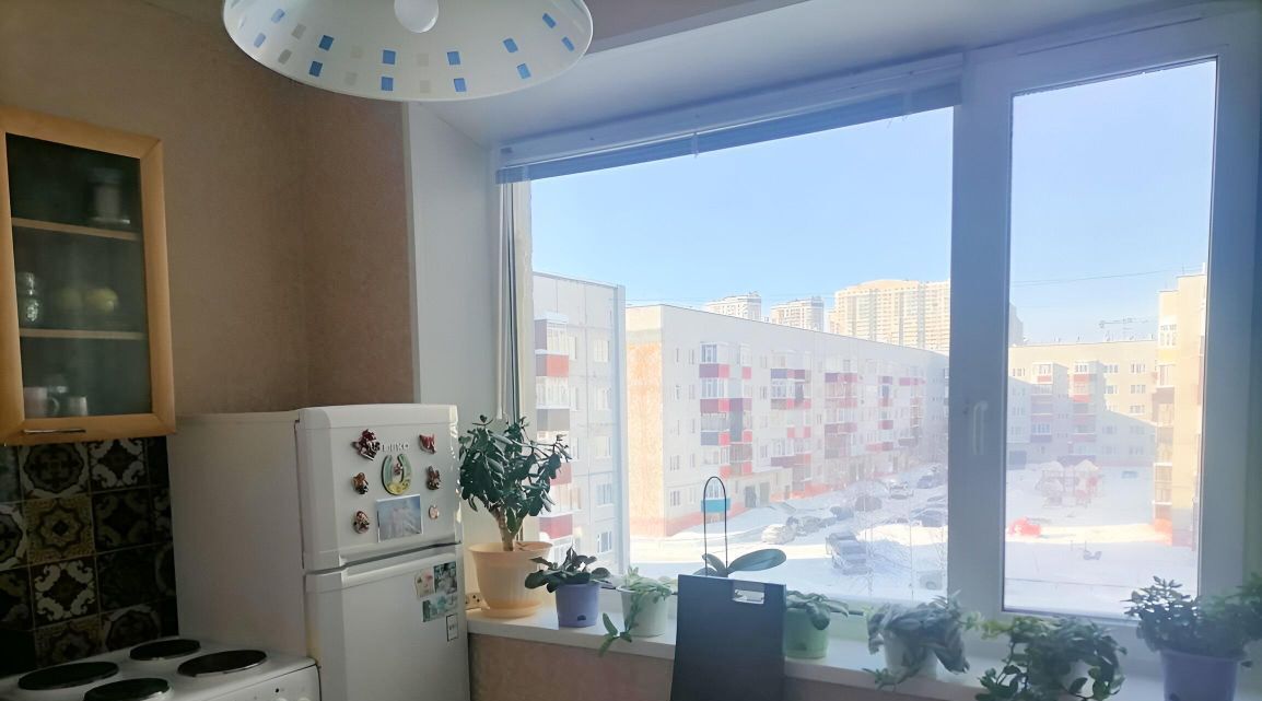 квартира г Сургут ул Мелик-Карамова 45/1 27-й фото 4
