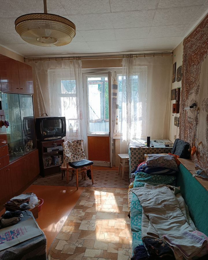 квартира г Златоуст пр-кт им Ю.А.Гагарина 3-й мкр 28 фото 1