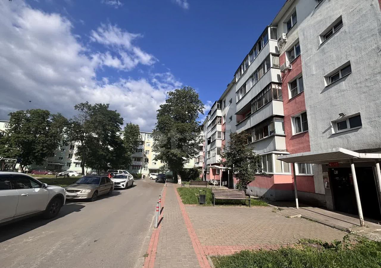 квартира г Старый Оскол мкр-н Лебединец, 18 фото 20