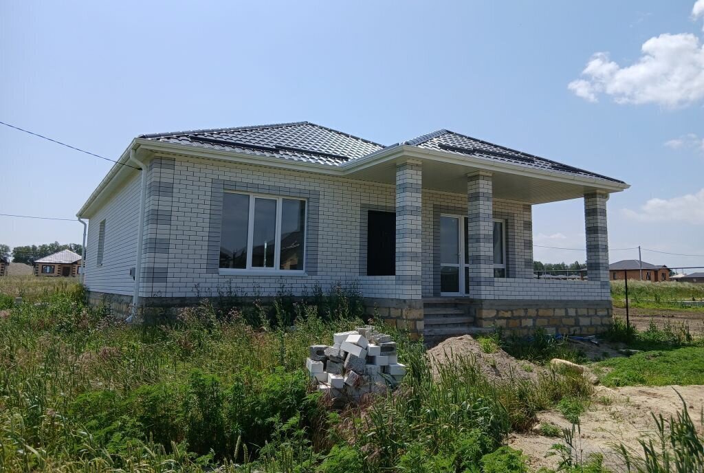 дом р-н Шпаковский г Михайловск ул Головищенская коттеджный посёлок Адмирал фото 2