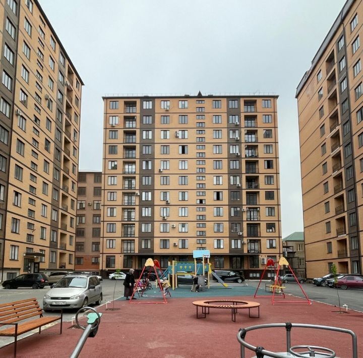 квартира г Махачкала р-н Кировский ул Лизы Чайкиной 69 фото 1