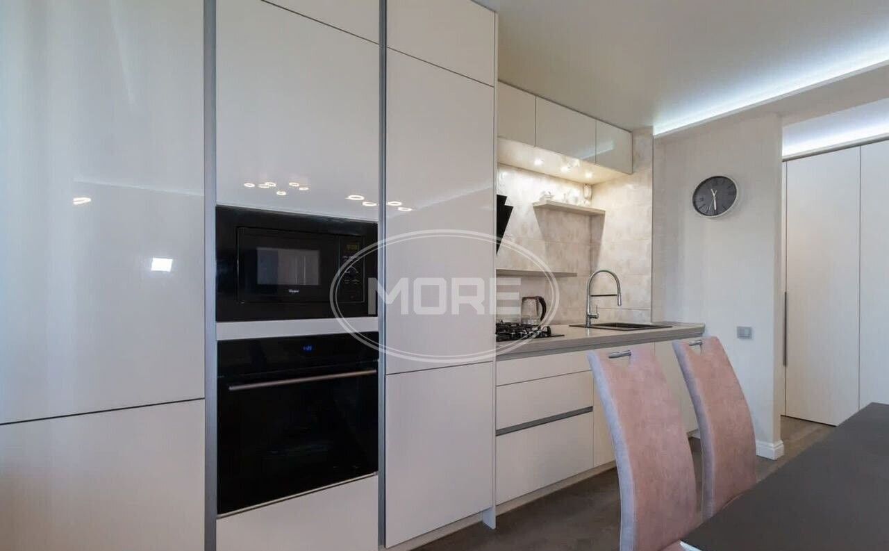 квартира г Калининград р-н Ленинградский ул В.Гакуна 5 фото 5
