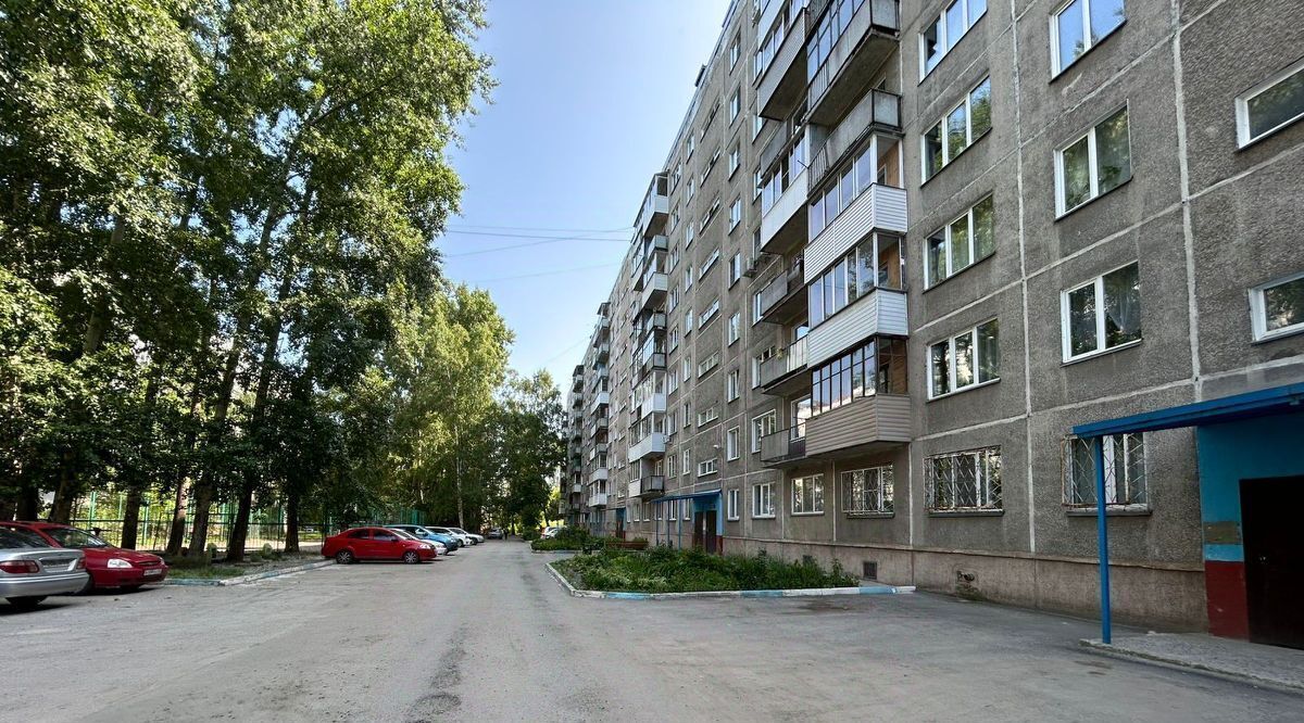 квартира г Новосибирск р-н Октябрьский Золотая Нива ул Бориса Богаткова 200 фото 25