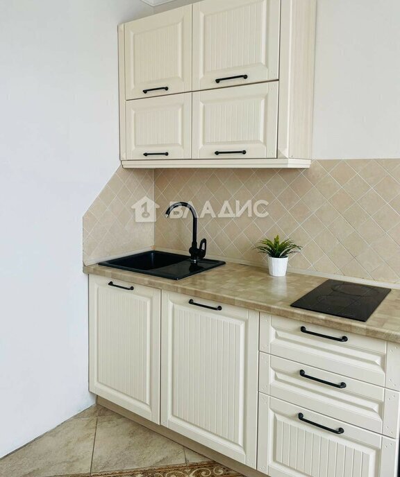 квартира г Тобольск мкр 4 43 фото 3