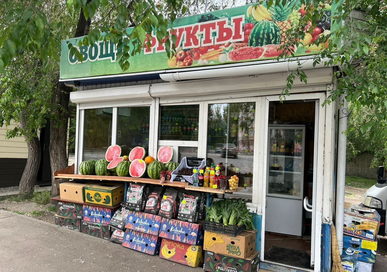 торговое помещение г Иркутск р-н Ленинский ул Новаторов 11 фото 1