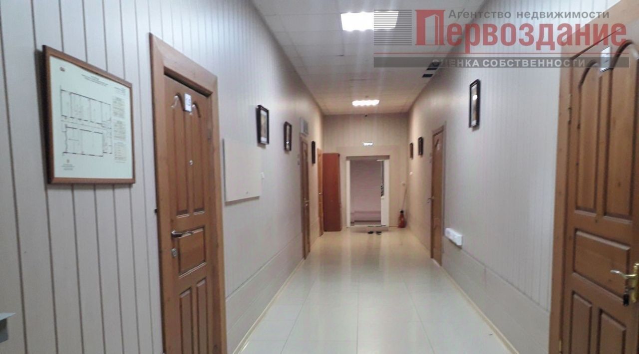 офис г Астрахань р-н Кировский ул Красная Набережная 37 фото 1