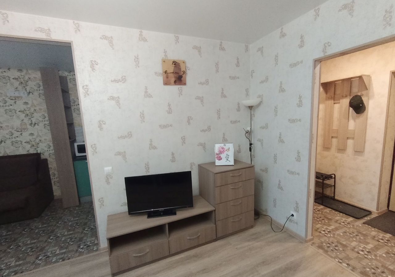 квартира г Волгоград р-н Дзержинский ул им. Покрышкина 6 фото 5