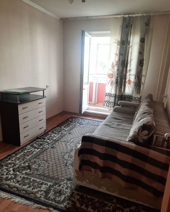 квартира г Красноярск р-н Железнодорожный ул Калинина 17 фото 1
