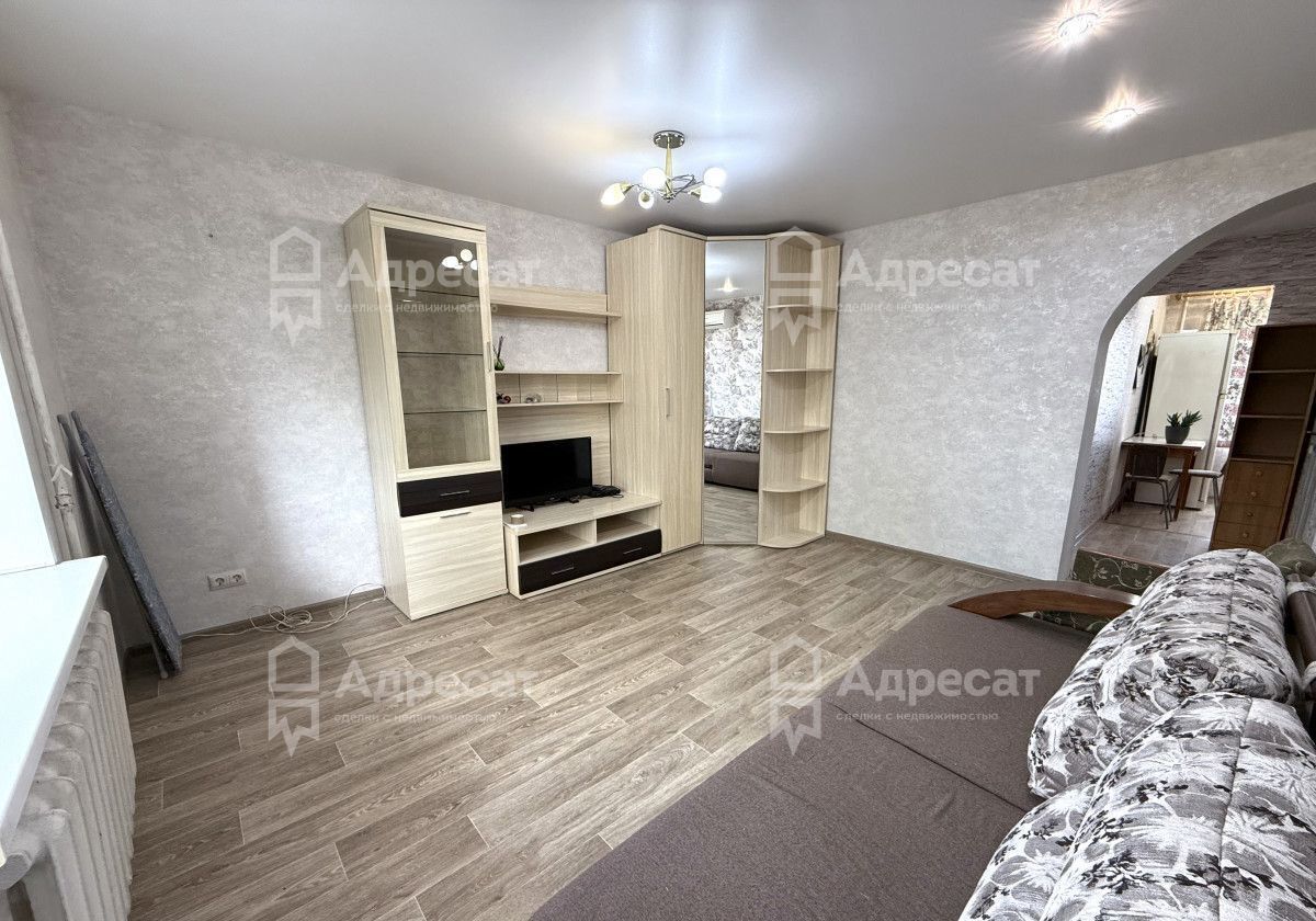 квартира г Волгоград р-н Дзержинский пр-кт Маршала Жукова 175 фото 3