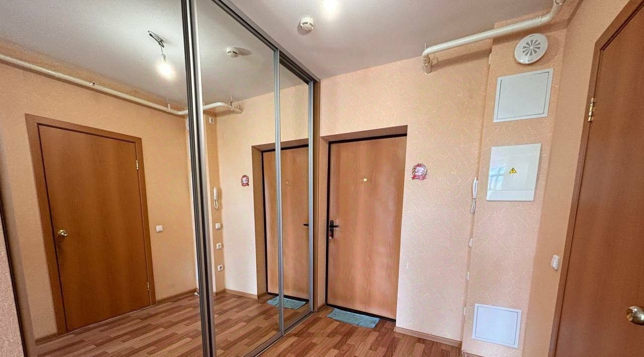 квартира г Екатеринбург Уральская ул Летчиков 7 фото 3