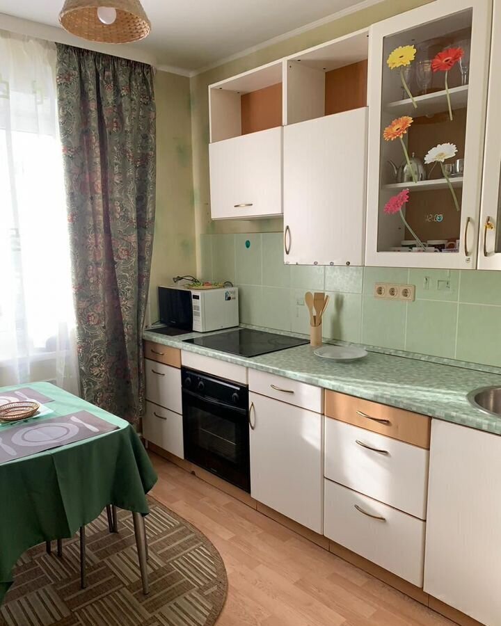 квартира г Екатеринбург р-н Железнодорожный Ангарская ул., 50А фото 2