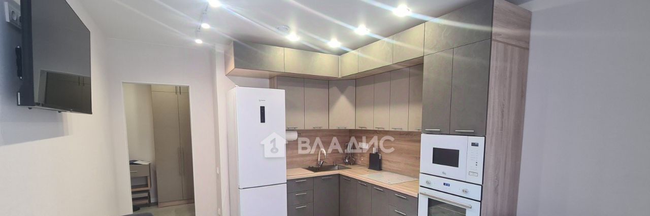 квартира г Симферополь р-н Киевский пр-кт Александра Суворова 107 фото 1
